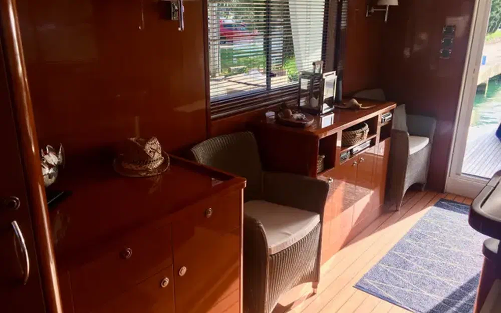 slider 4 Beneteau Swift Trawler 52