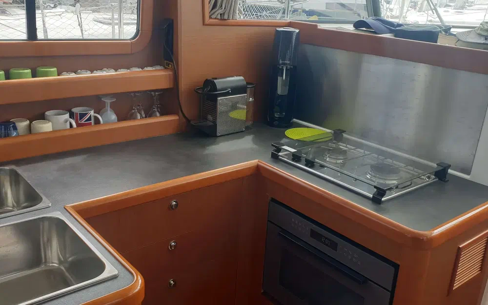 slider 2 Beneteau Swift Trawler 34