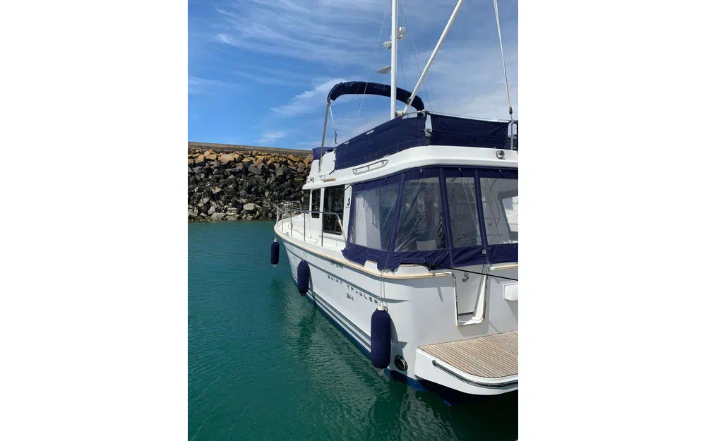 slider 7 Beneteau Swift Trawler 34