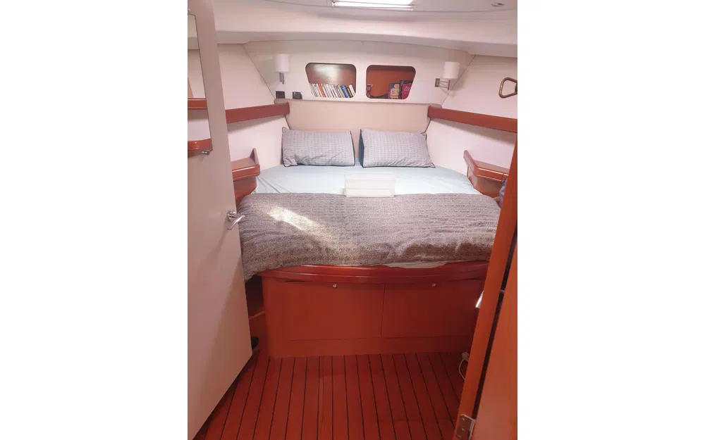 slider 13 Beneteau Swift Trawler 42