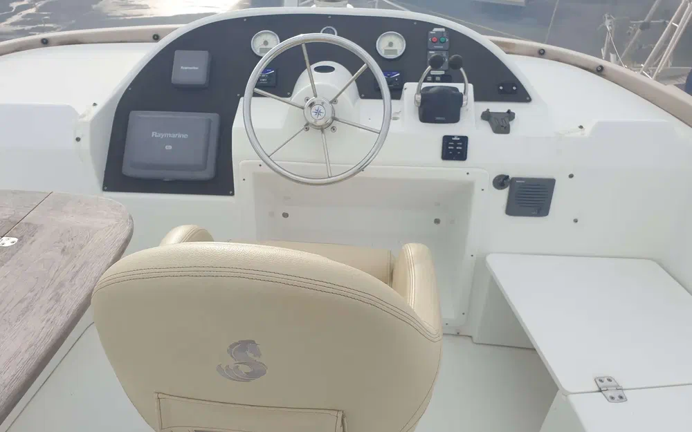 slider 14 Beneteau Swift Trawler 42