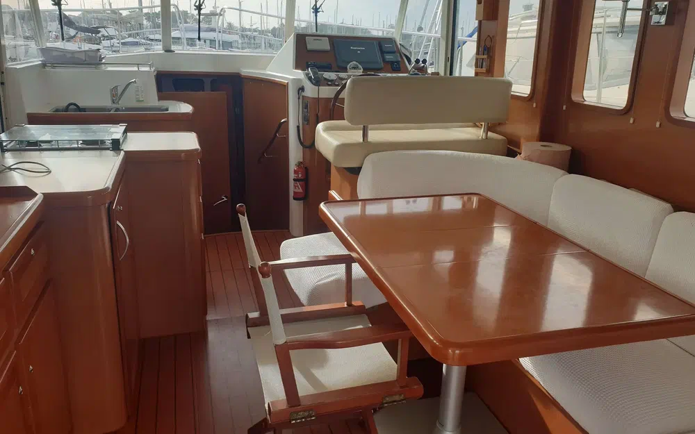 slider 4 Beneteau Swift Trawler 42