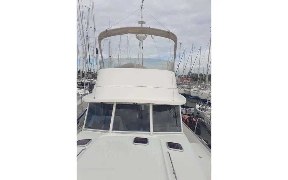 slider 8 Beneteau Swift Trawler 42