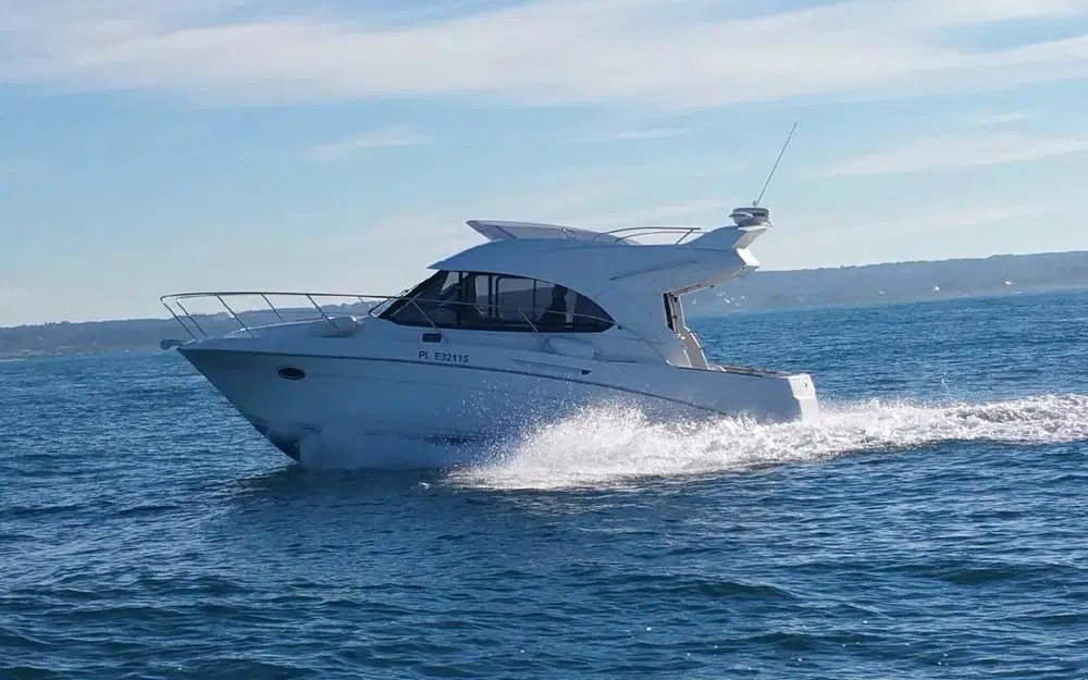 slider 7 Beneteau Antares 30