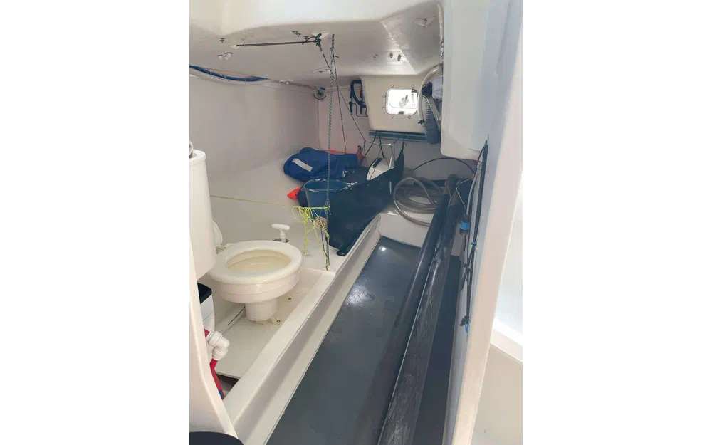 slider 12 Pogo Structures Pogo 30