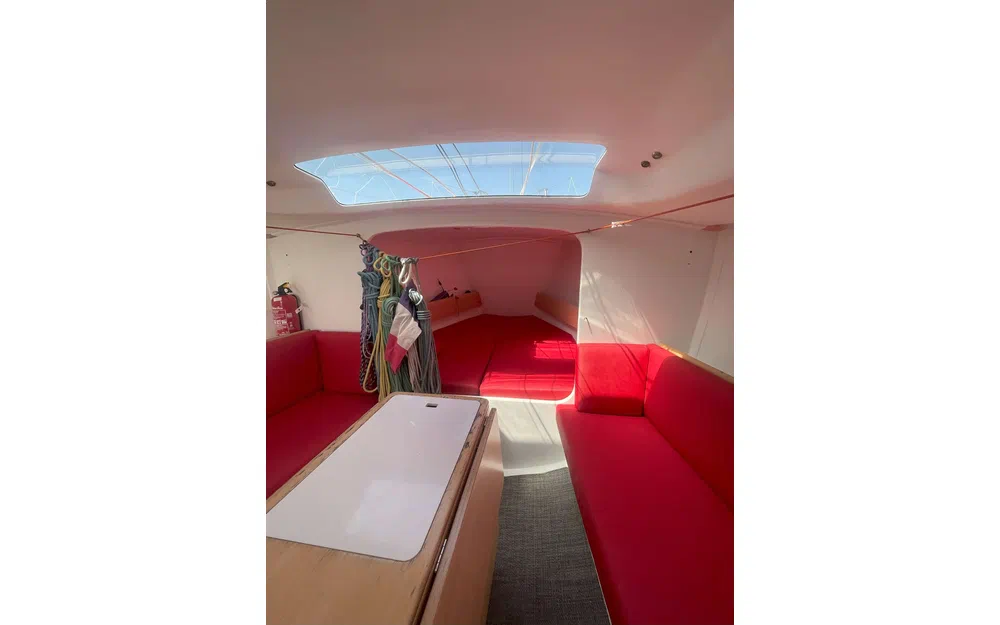 slider 4 Pogo Structures Pogo 30