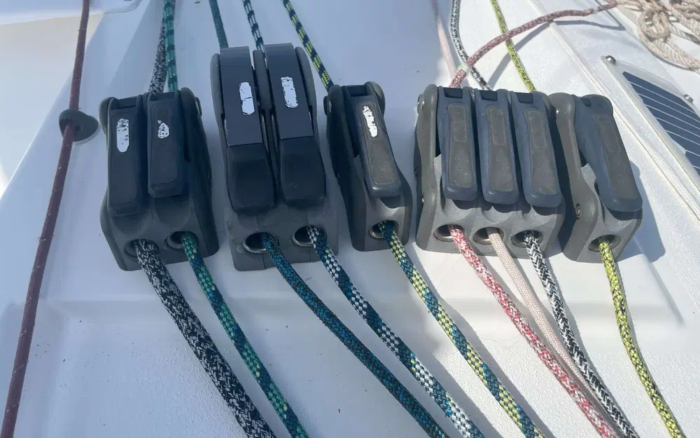 slider 6 Pogo Structures Pogo 30