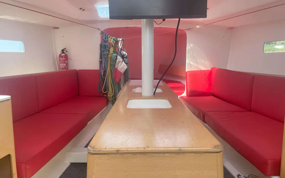 slider 8 Pogo Structures Pogo 30