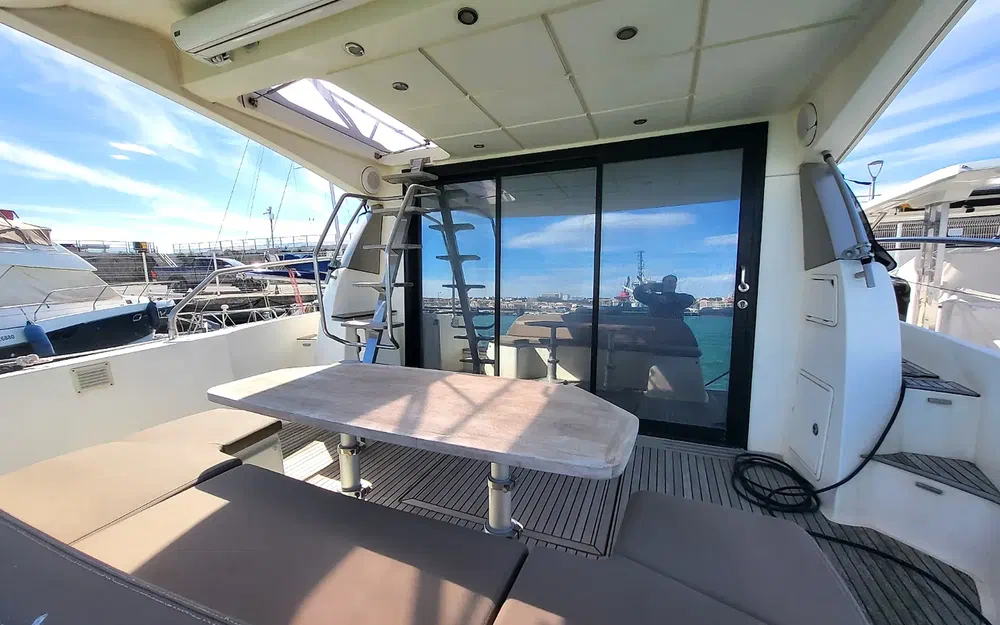 slider 1 Jeanneau Prestige 450