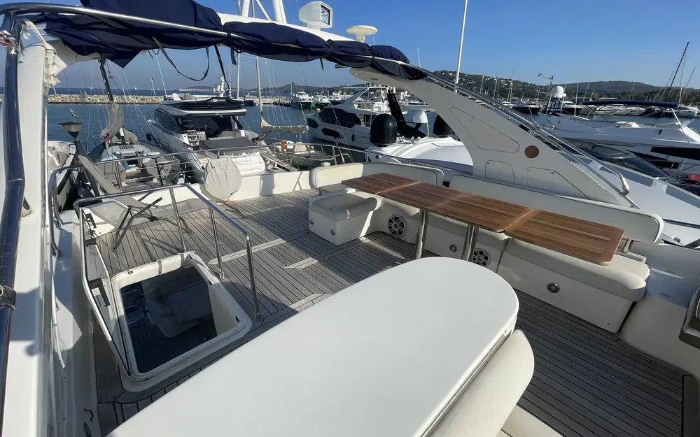 slider 10 Aicon 64 Fly