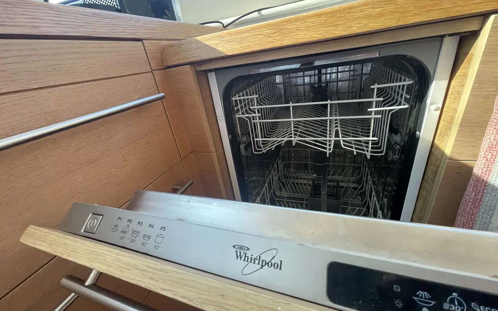 slider 4 Aicon 64 Fly