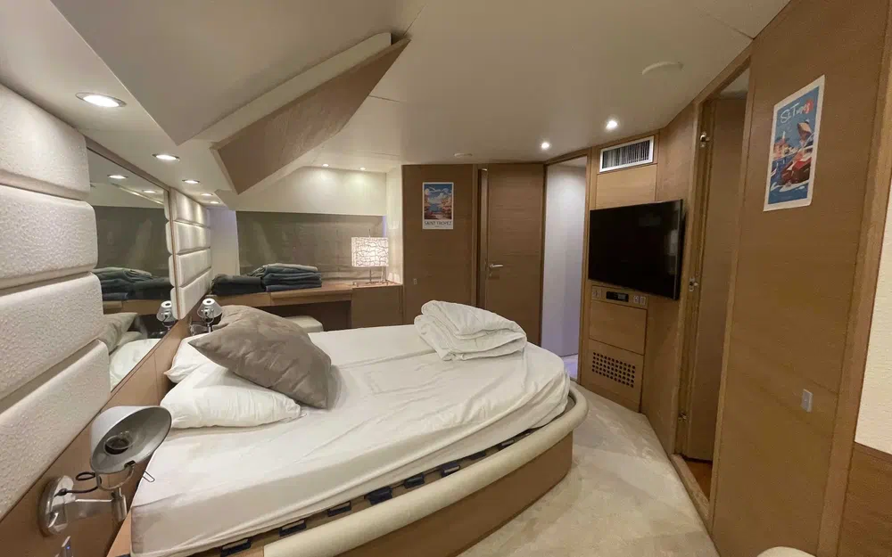 slider 5 Aicon 64 Fly