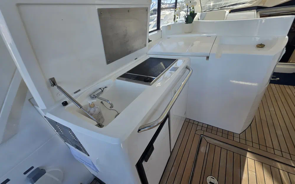 slider 8 Fairline Targa 47