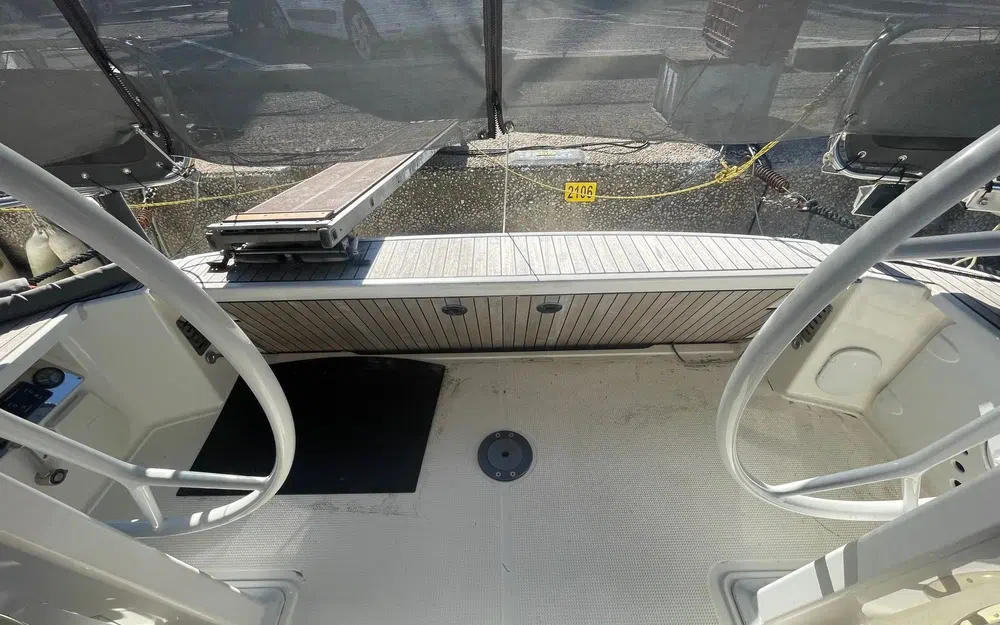 slider 10 Bavaria Cruiser 37