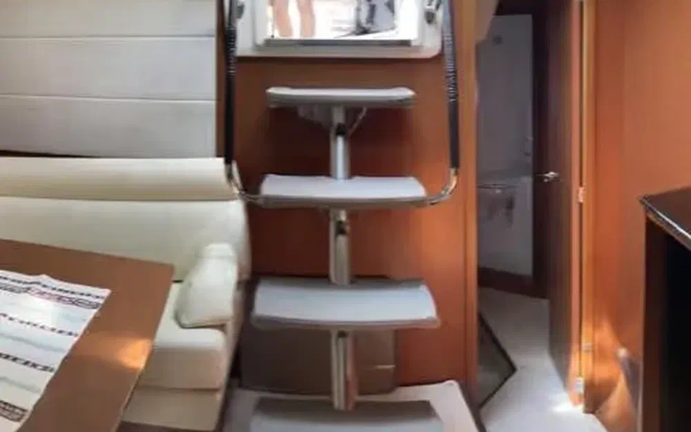 slider 24 Jeanneau Prestige 440 Sport Top