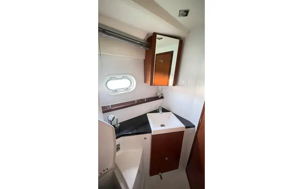 slider 26 Jeanneau Prestige 440 Sport Top