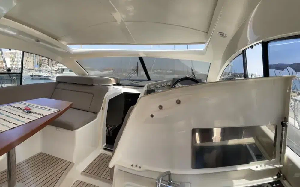 slider 4 Jeanneau Prestige 440 Sport Top
