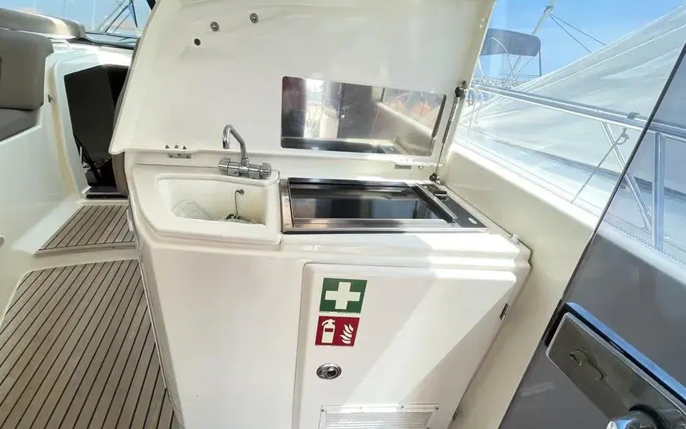 slider 8 Jeanneau Prestige 440 Sport Top