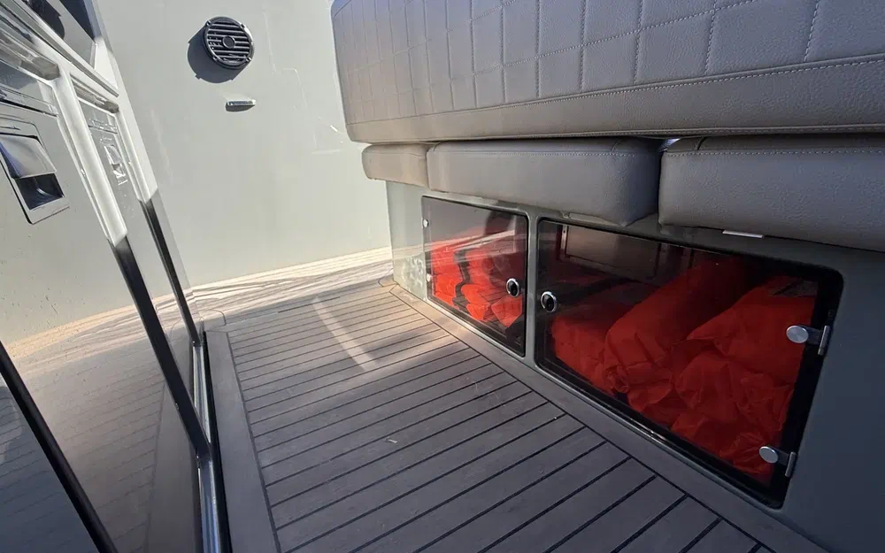 slider 14 Rand Boats Escape 30