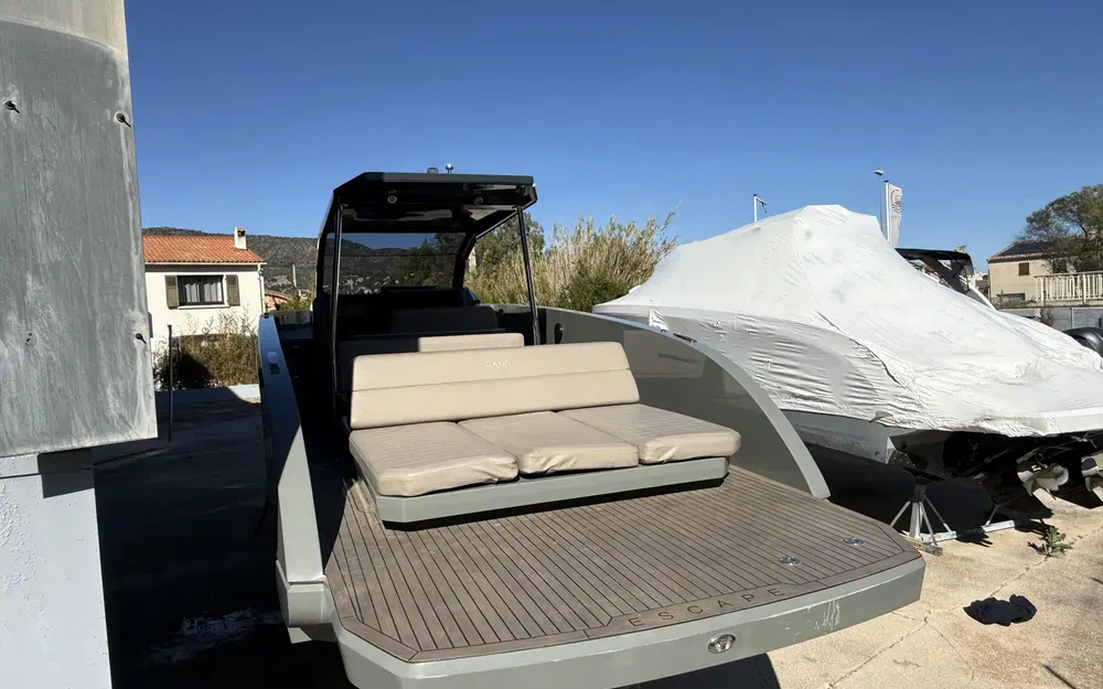 slider 3 Rand Boats Escape 30