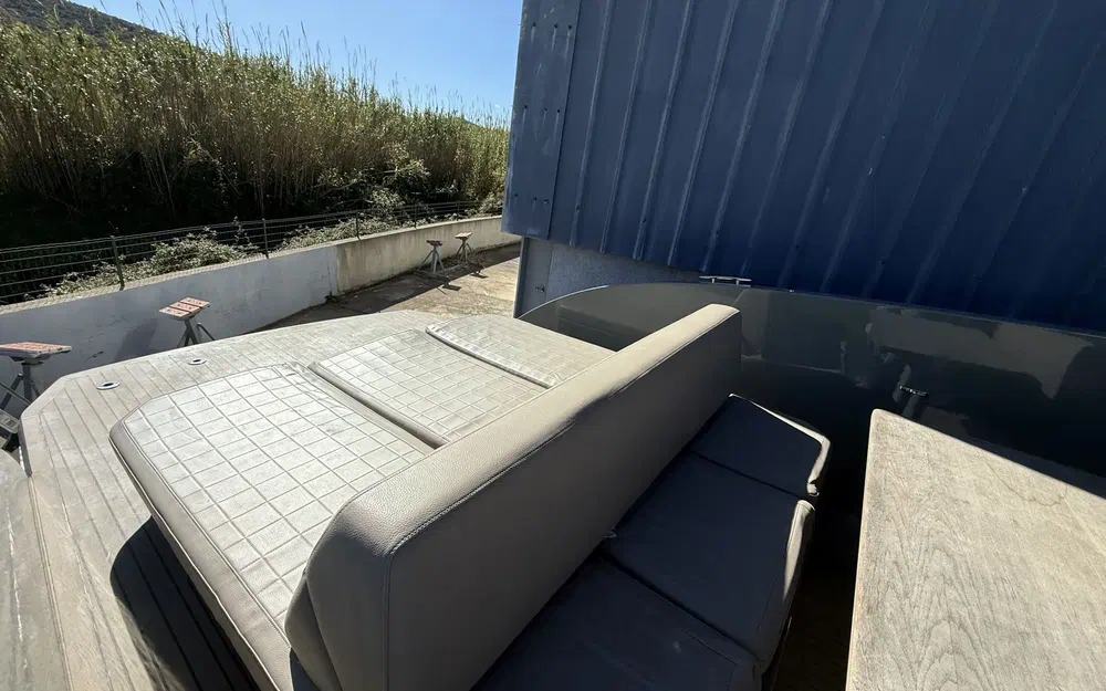 slider 5 Rand Boats Escape 30