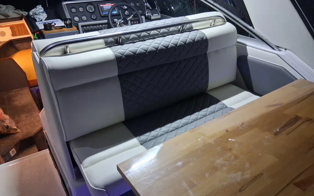 slider 9 Sea Ray 268 Sundancer