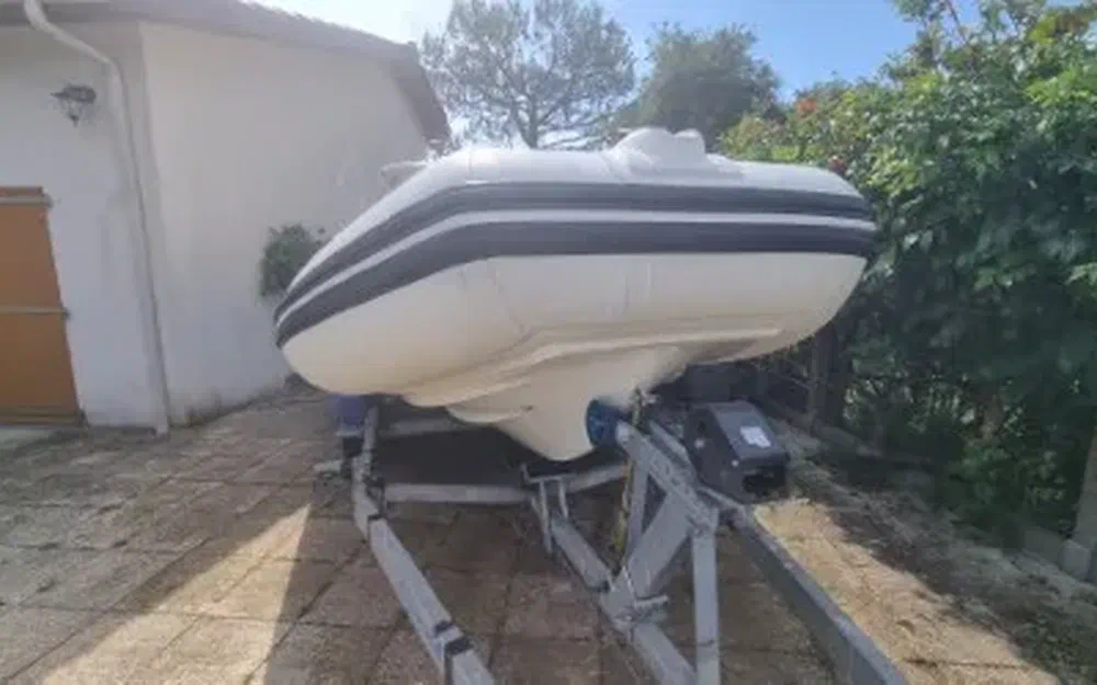 slider 4 Capelli Tempest 505 Easy