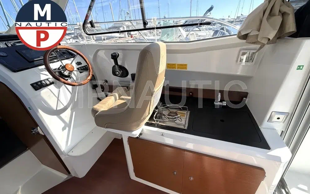 slider 5 Jeanneau Merry Fisher 755