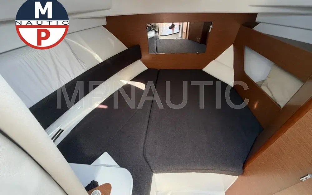 slider 7 Jeanneau Merry Fisher 755