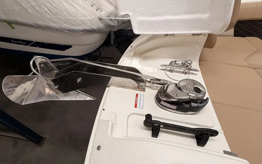 slider 29 Sea Ray 250 SDX HB