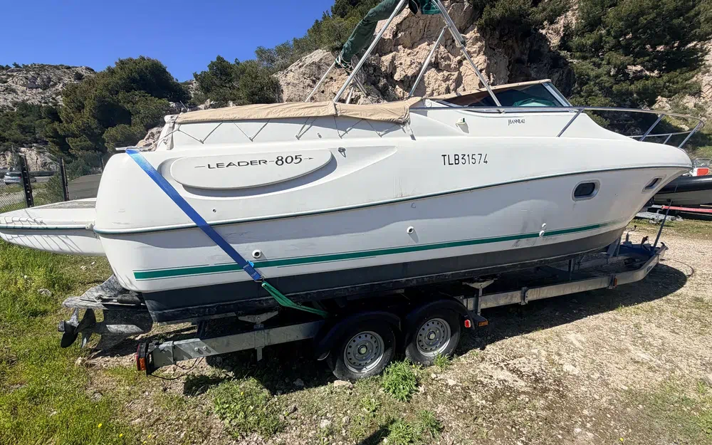 slider 2 Jeanneau Leader 805