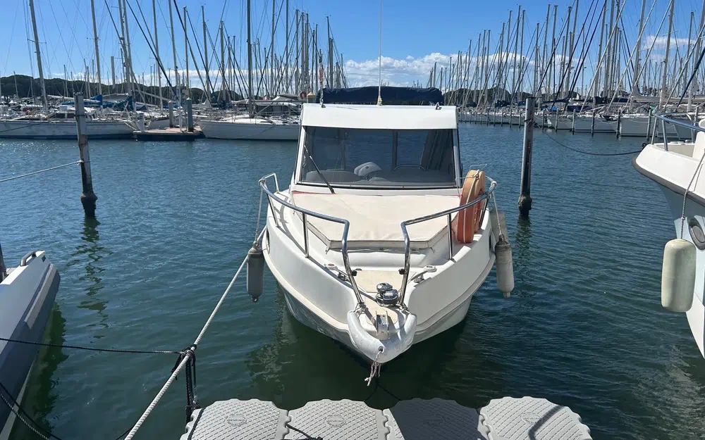 slider 2 Selva F6.5 Cabin Plus