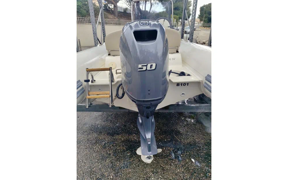 slider 4 Capelli Tempest 505