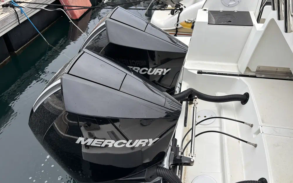 slider 3 Jeanneau Merry Fisher 895 Sport