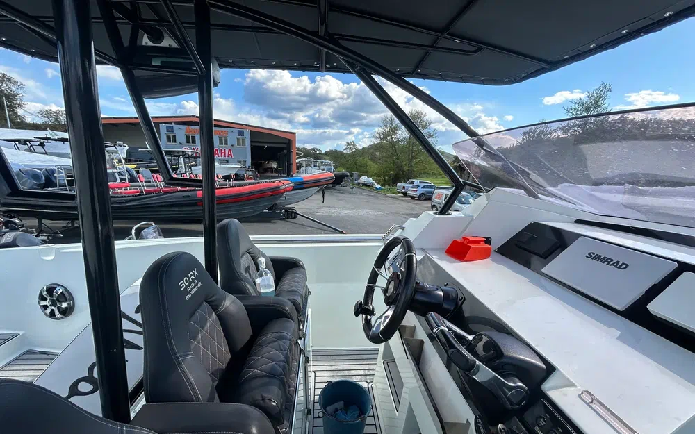 slider 13 Pacific Craft 30 RX