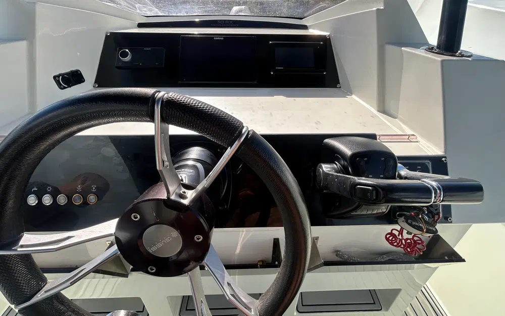 slider 9 Pacific Craft 30 RX