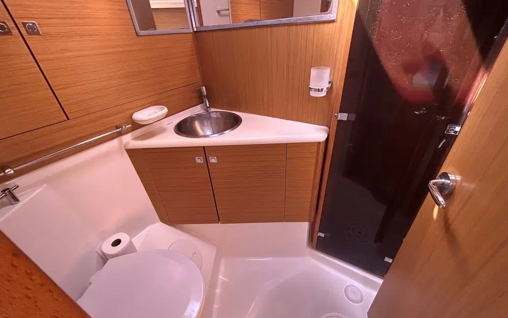 slider 9 Jeanneau Sun Odyssey 45 DS