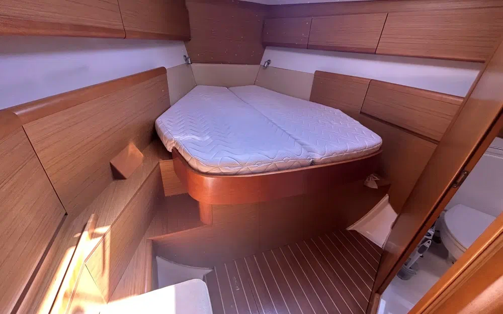 slider 10 Jeanneau Sun Odyssey 45 DS