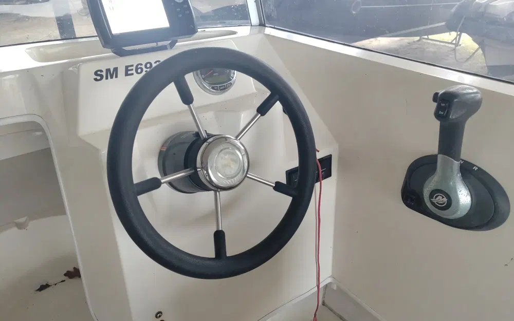 slider 8 Smartliner 21 Pilothouse