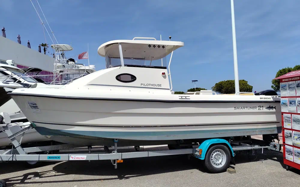 slider 0 Smartliner 21 Pilothouse
