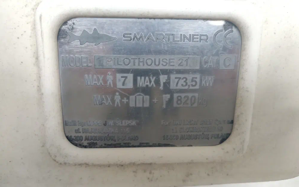 slider 13 Smartliner 21 Pilothouse