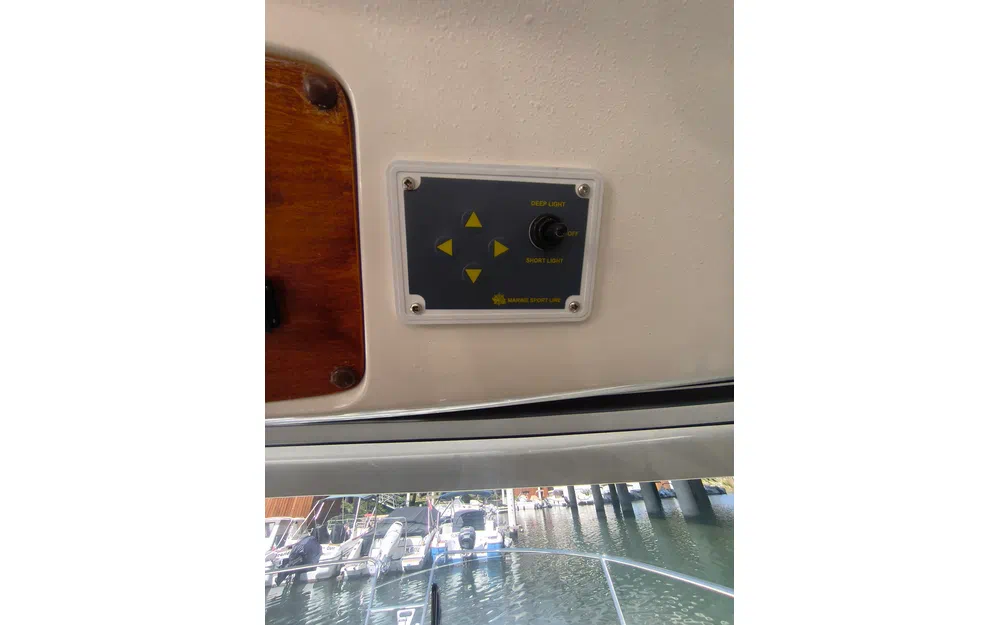 slider 32 Quicksilver 700 Week-End