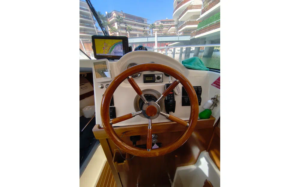 slider 36 Quicksilver 700 Week-End