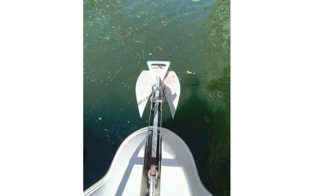 slider 6 Quicksilver 700 Week-End