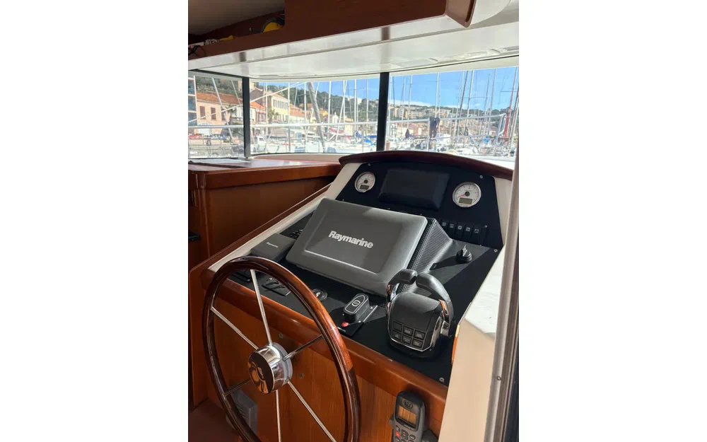 slider 13 Beneteau Swift Trawler 44