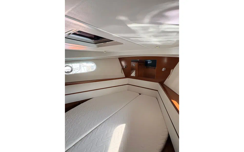 slider 18 Beneteau Swift Trawler 44