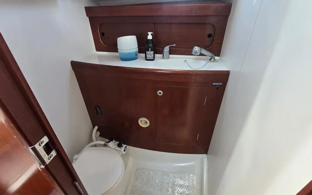 slider 9 Beneteau Antares Serie 9 Limited