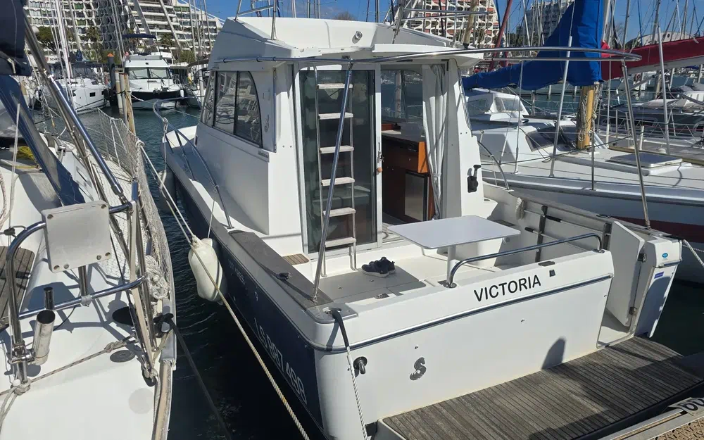 slider 2 Beneteau Antares Serie 9 Limited