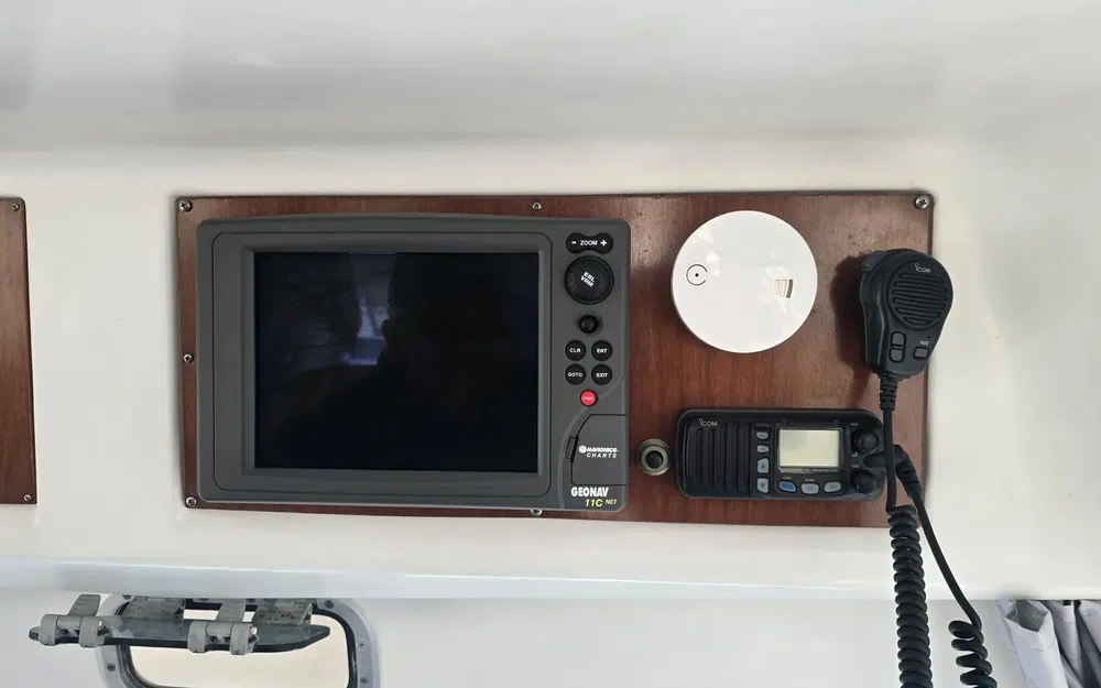 slider 5 Beneteau Antares Serie 9 Limited