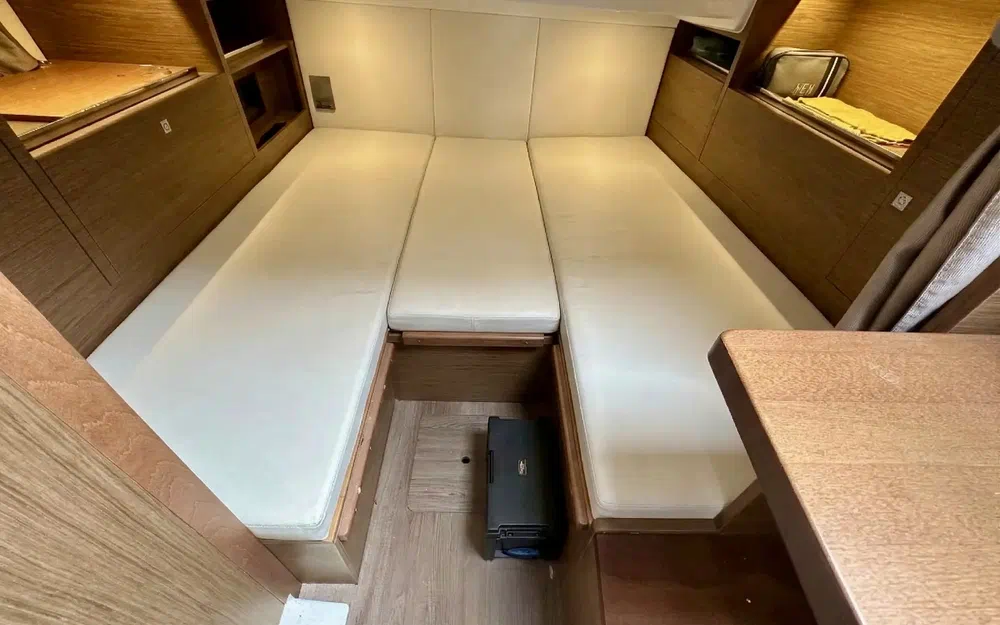 slider 26 Jeanneau Cap Camarat 10.5 WA